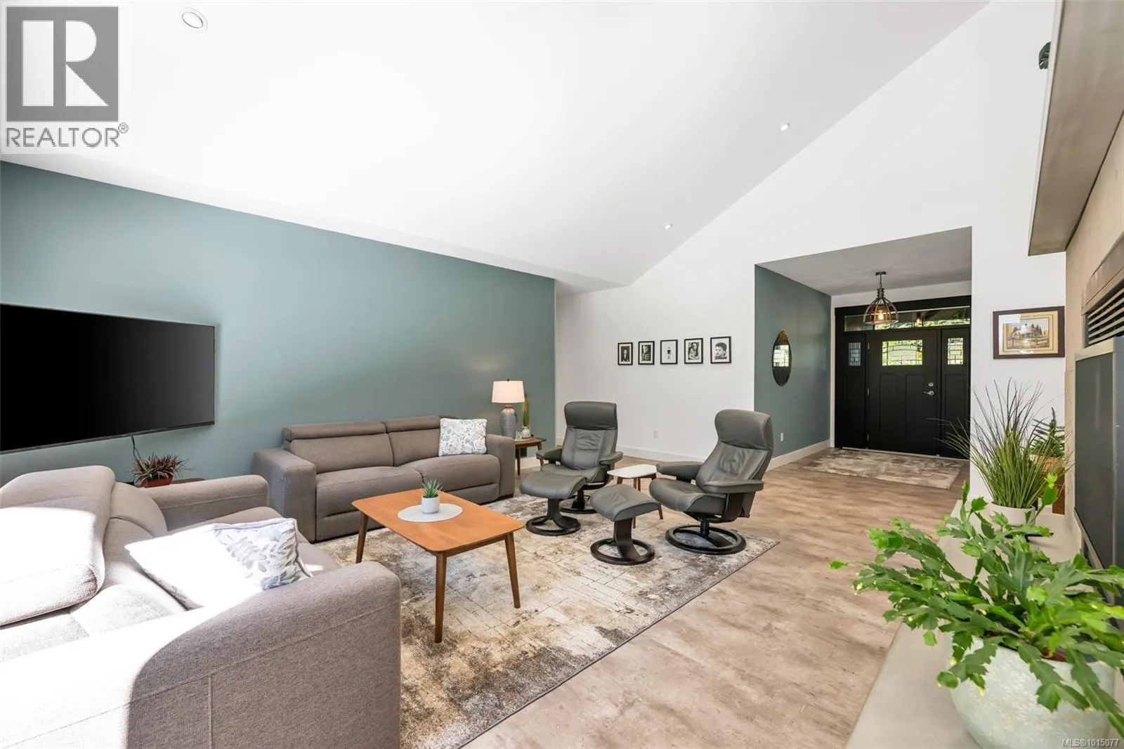 1750 Escarpment Way