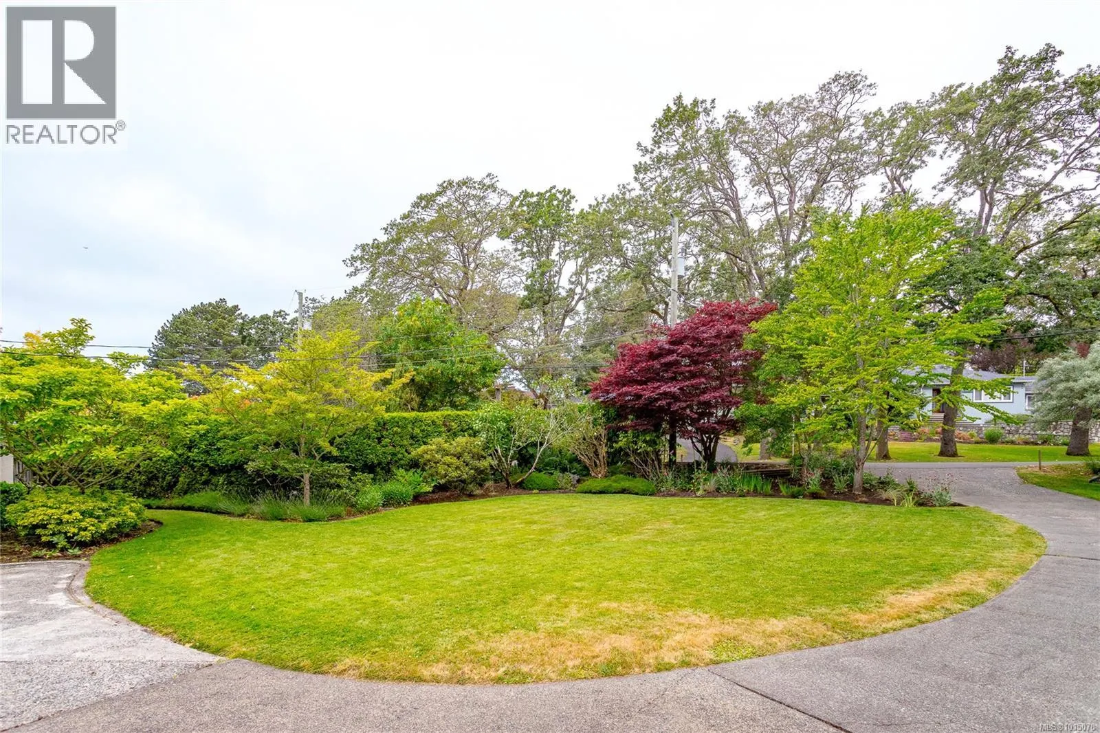 1941 Mayfair Dr