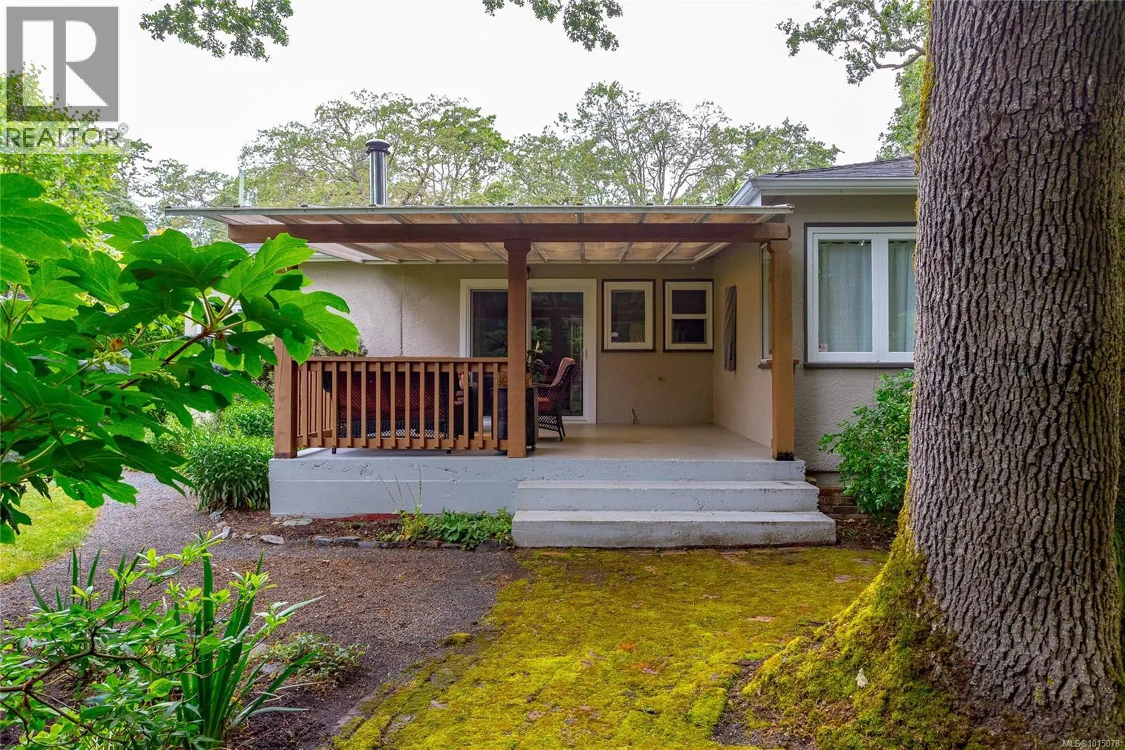 1941 Mayfair Dr