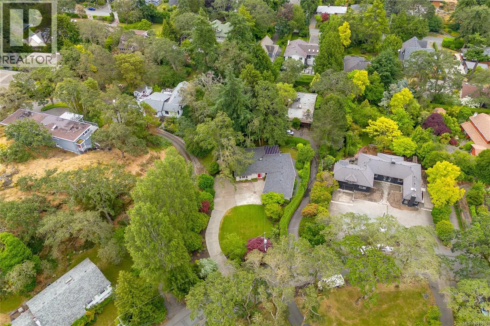 1941 Mayfair Dr