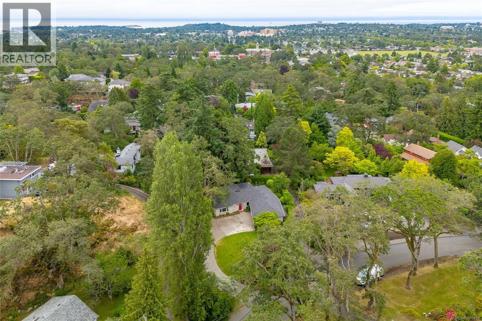 1941 Mayfair Dr