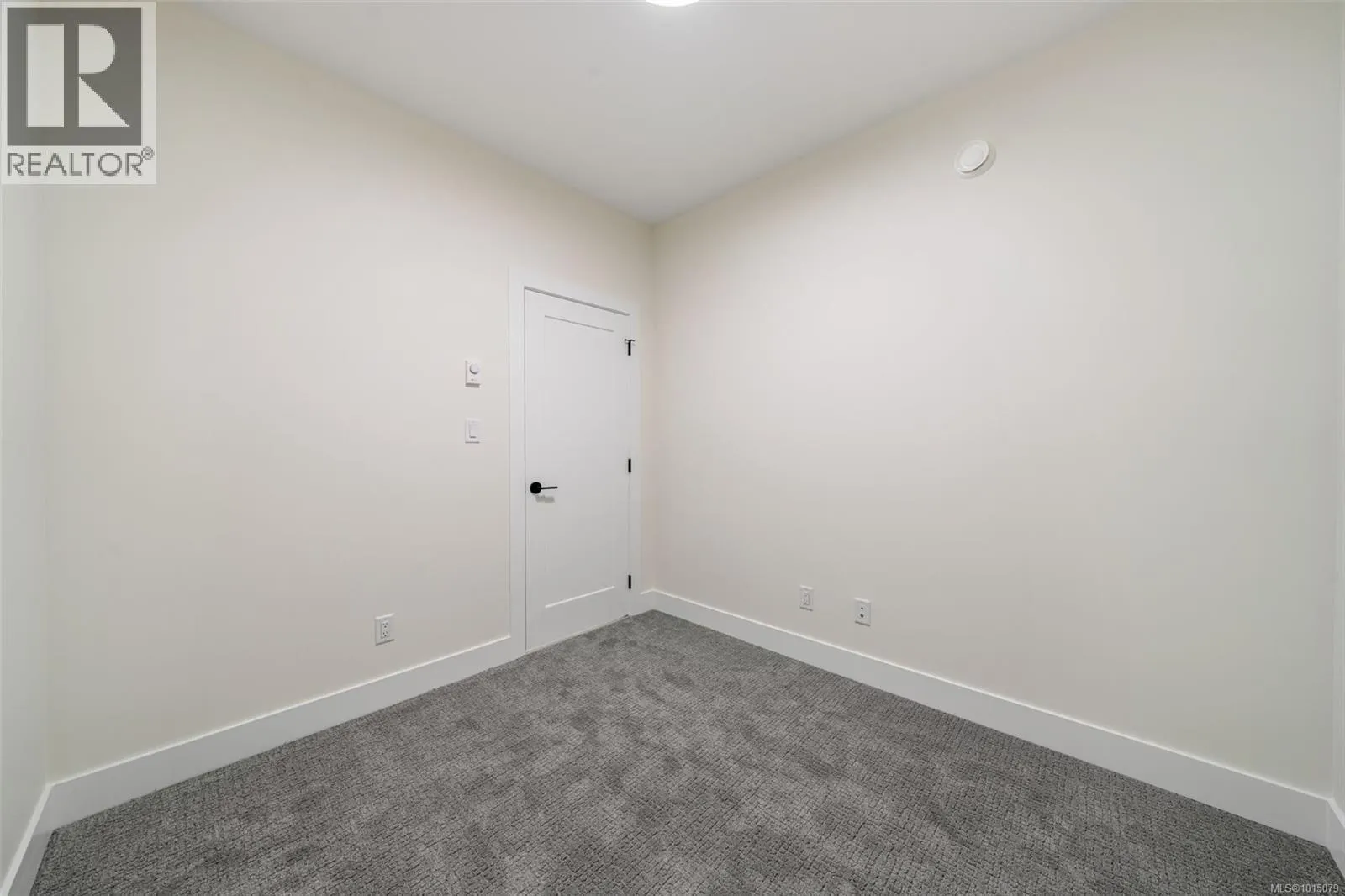 1447 Dolomite Ridge
