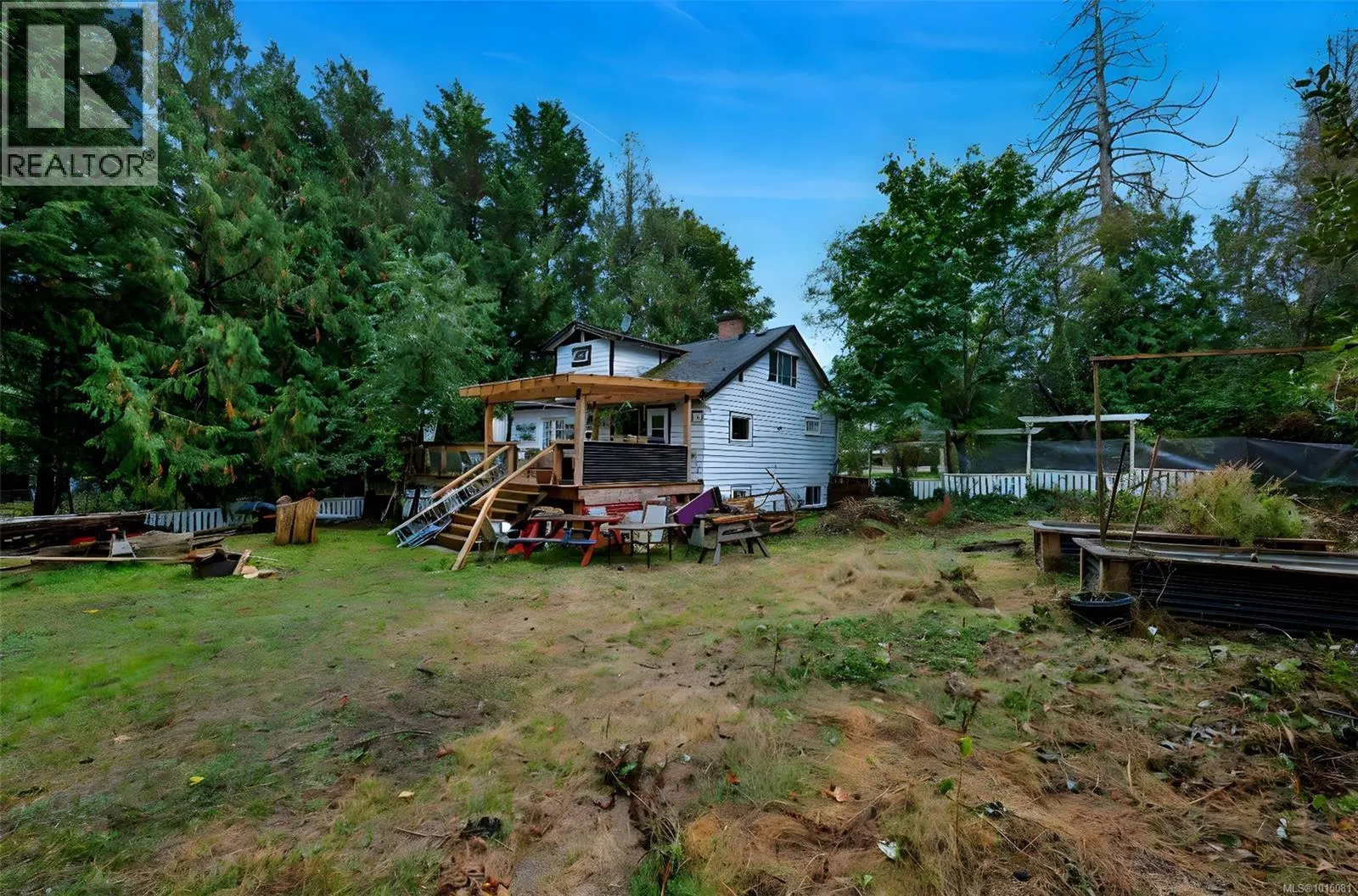 2127 French Rd S