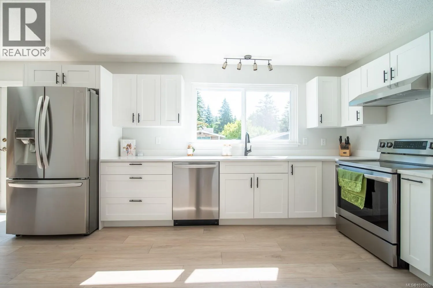 3603 SUNRISE Pl