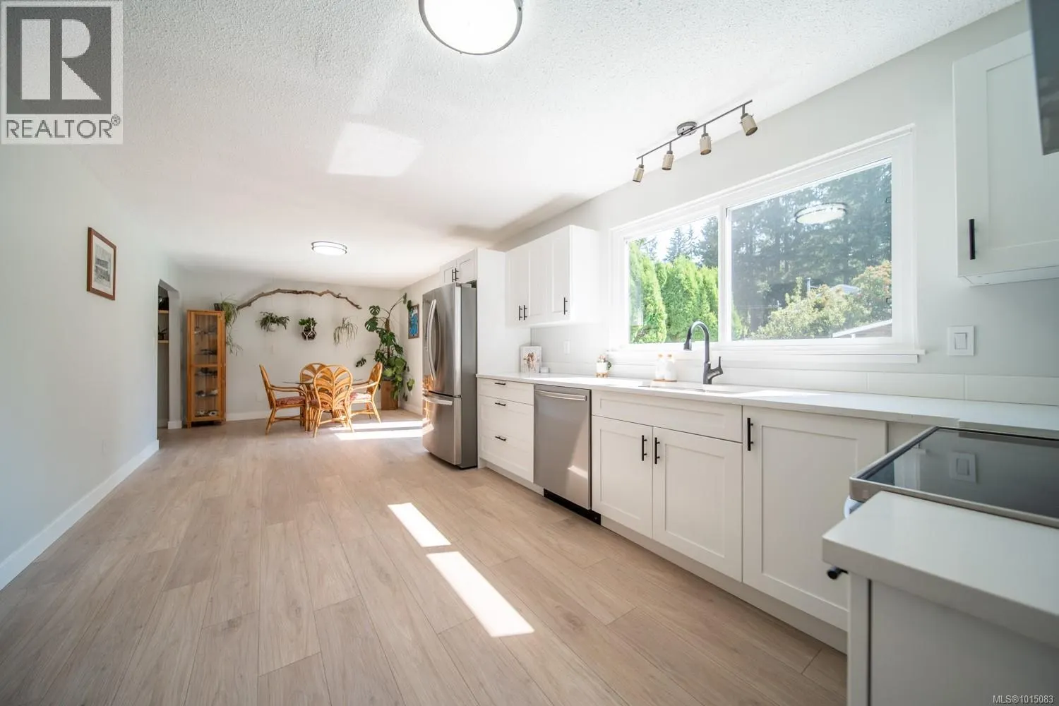 3603 SUNRISE Pl