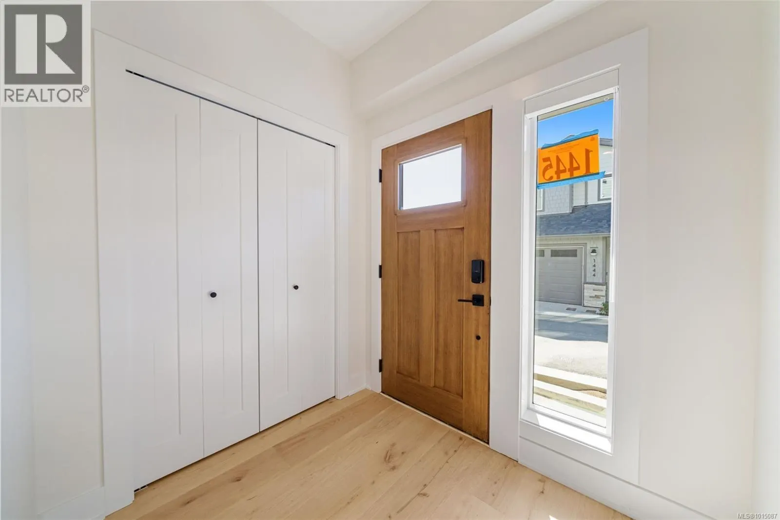 1435 Dolomite Ridge