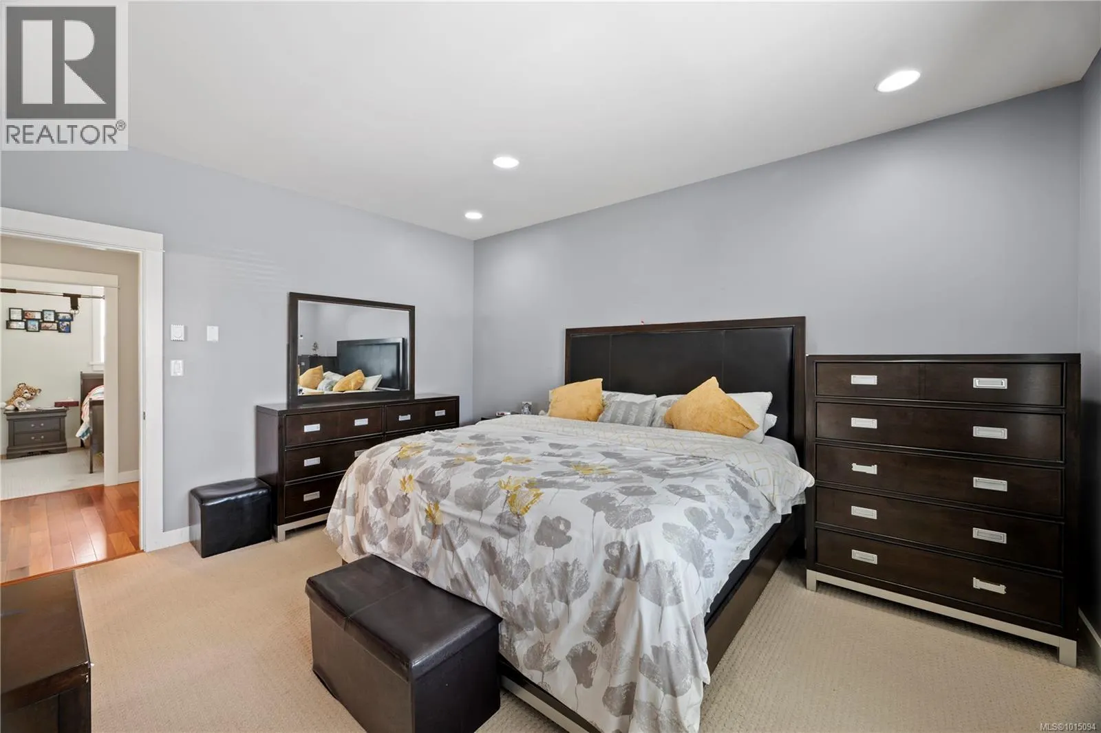 4048 Copperfield Lane
