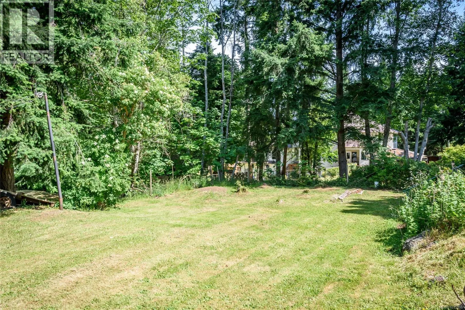 2186 Waveland Rd