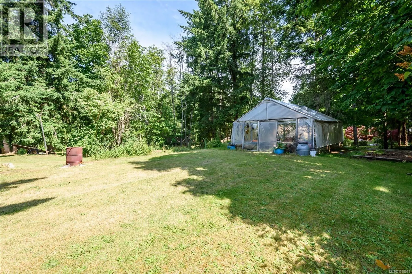 2186 Waveland Rd