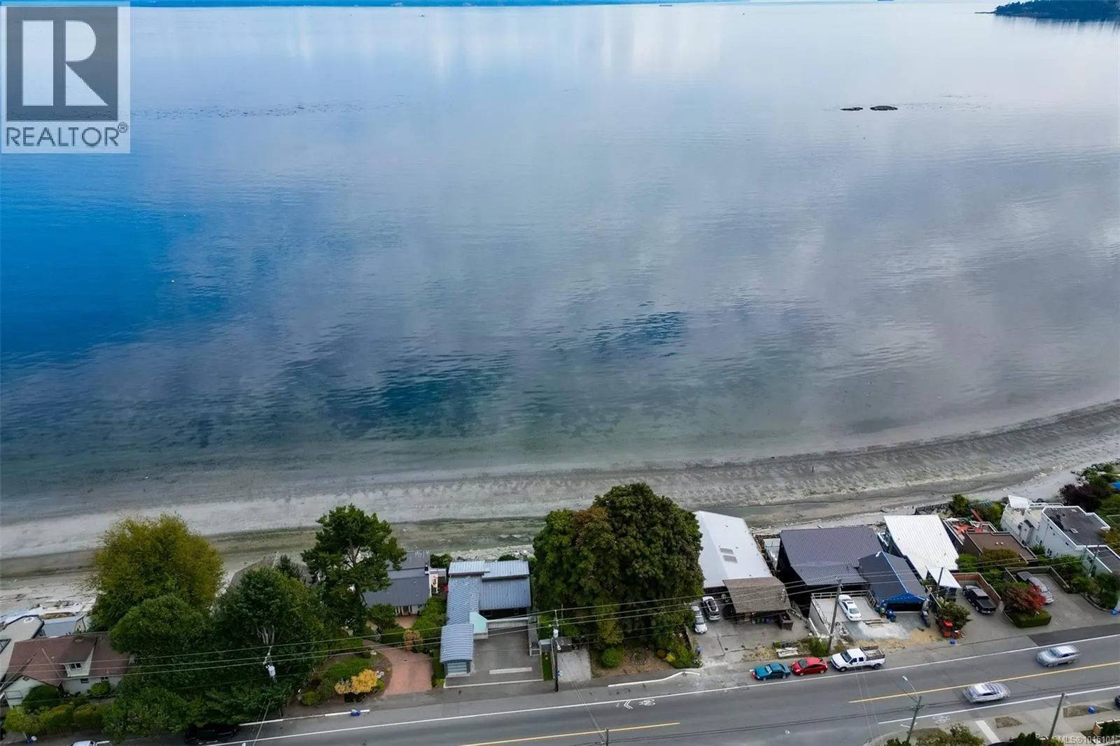 5037 Cordova Bay Rd
