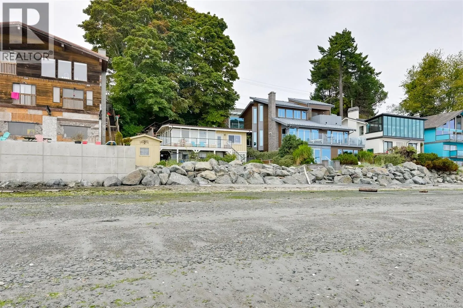 5037 Cordova Bay Rd