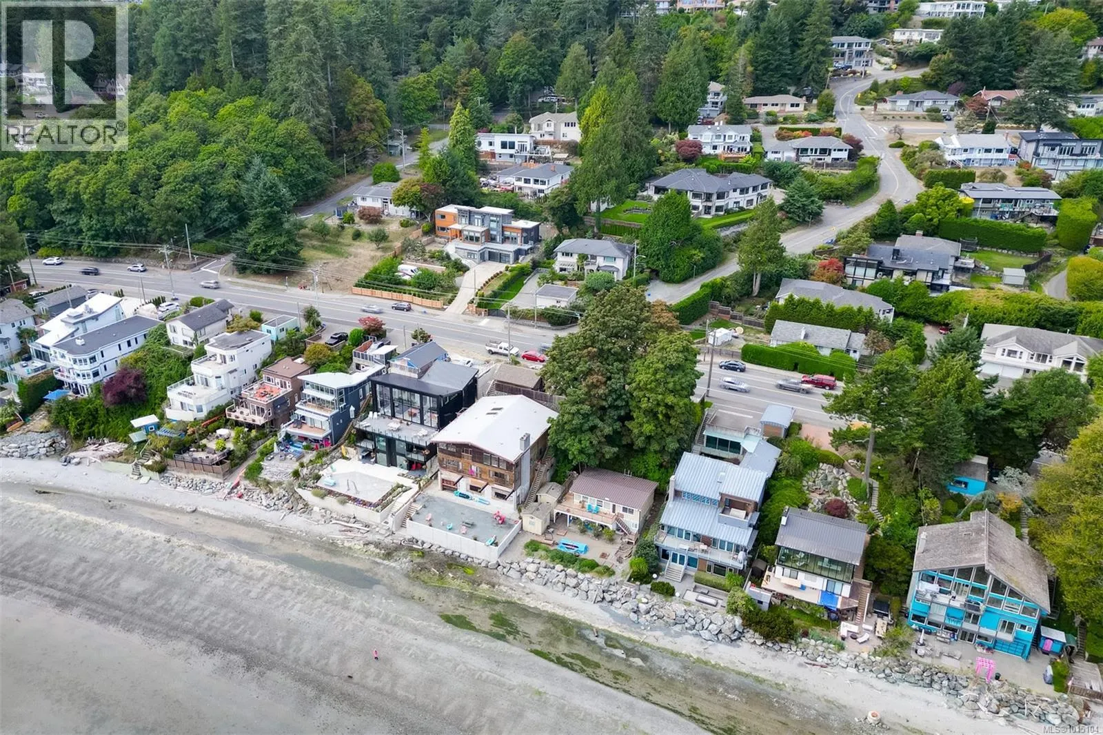 5037 Cordova Bay Rd