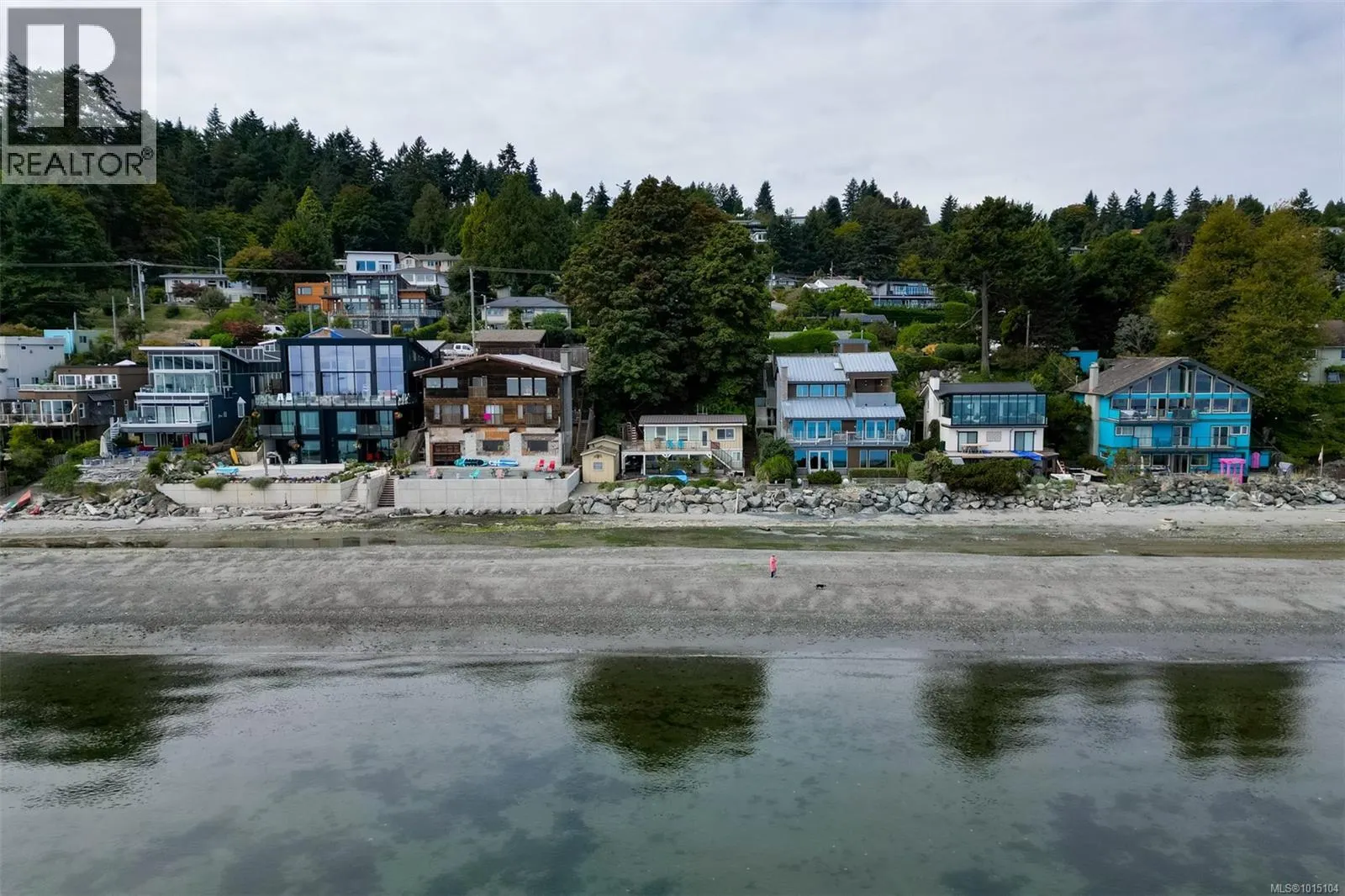 5037 Cordova Bay Rd