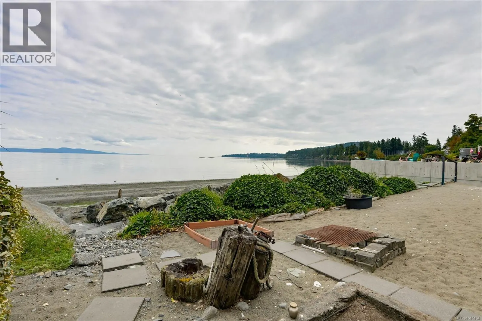 5037 Cordova Bay Rd
