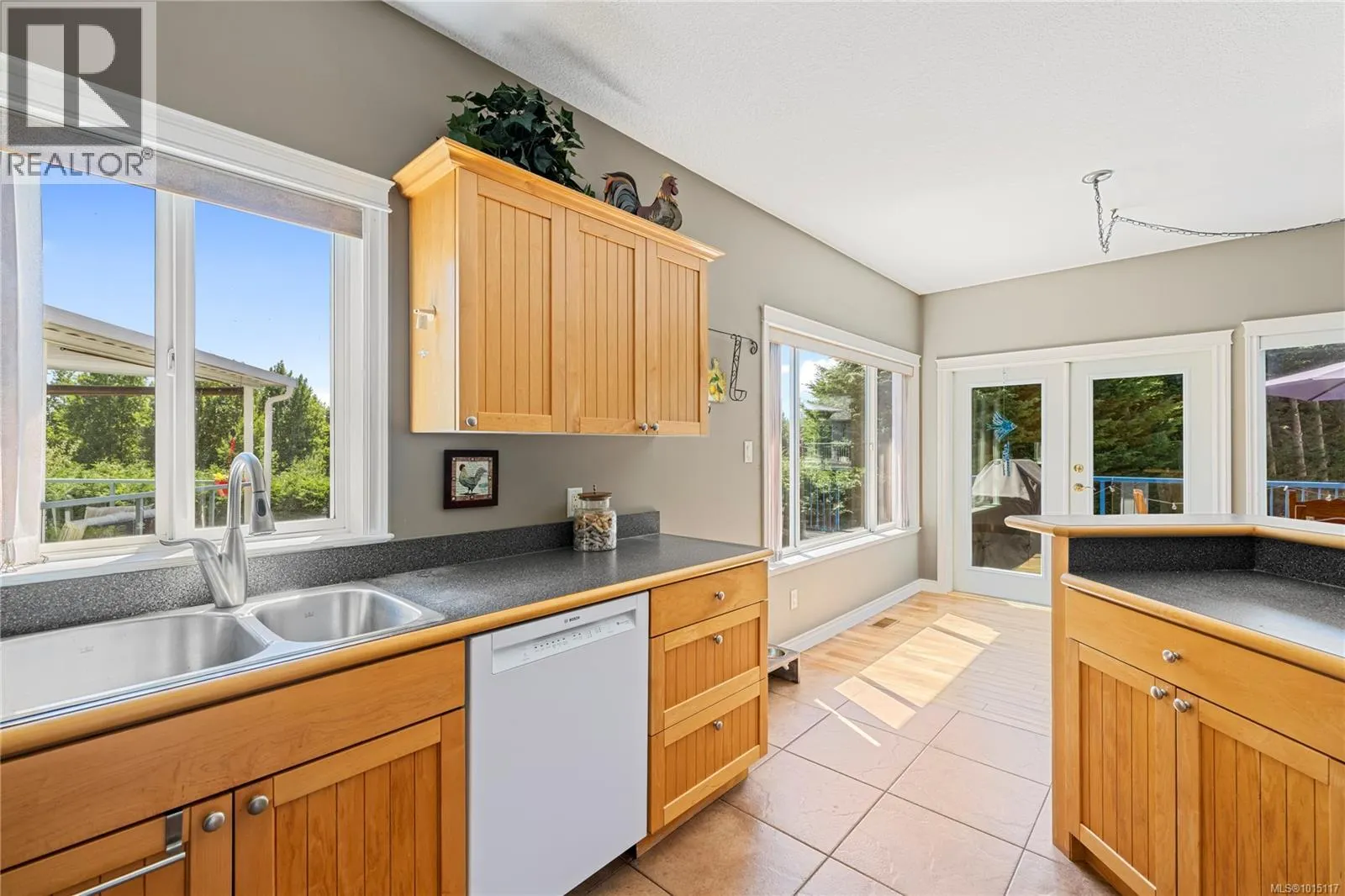 6127 Kiara Pl