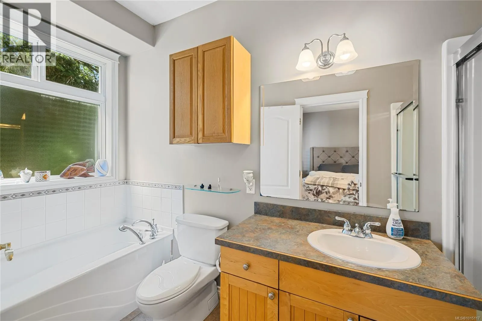 6127 Kiara Pl