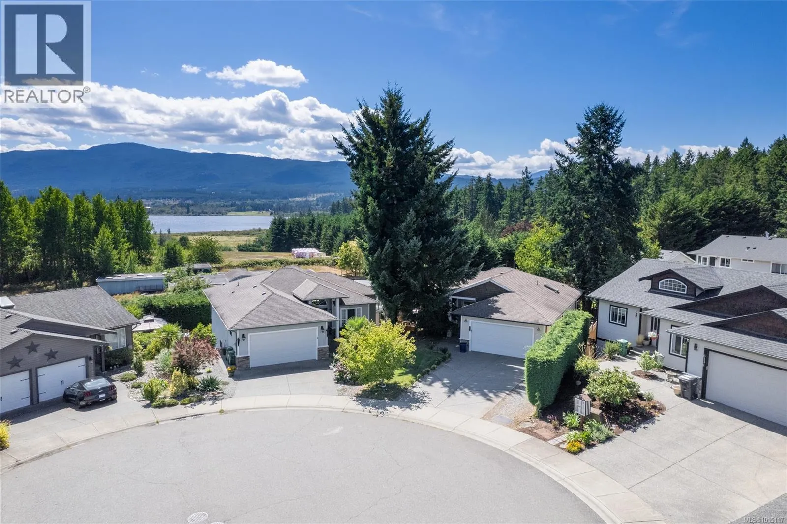 6127 Kiara Pl