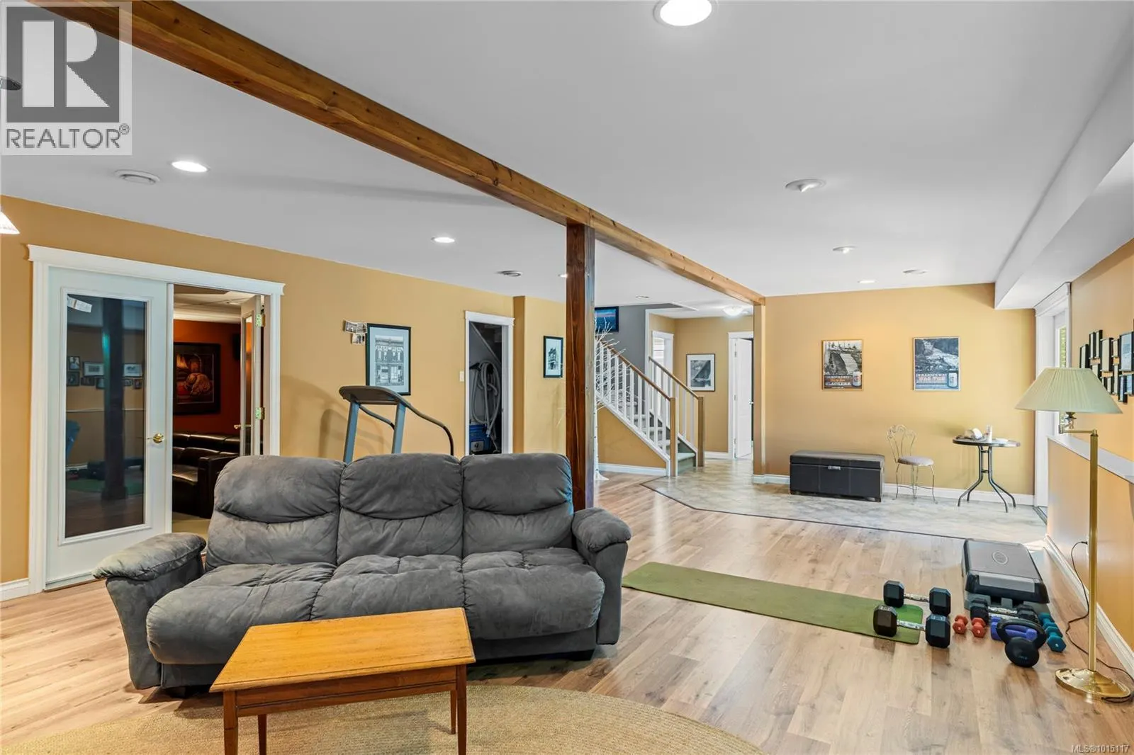6127 Kiara Pl