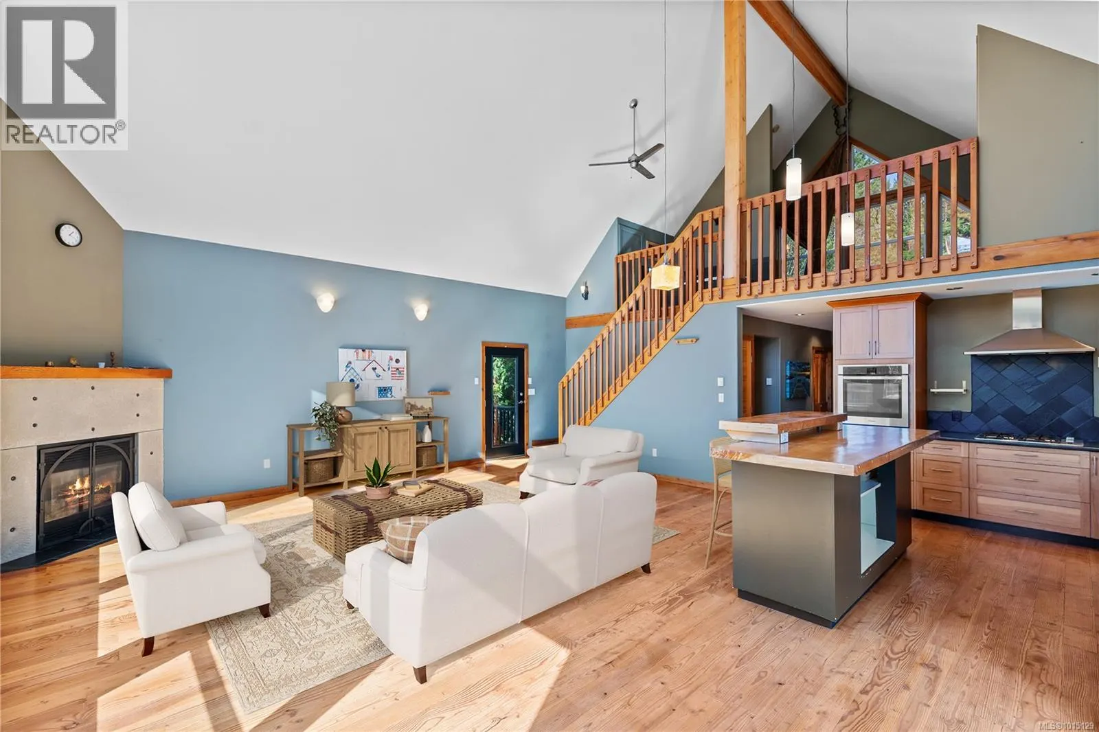 2405 Lindsey Rd