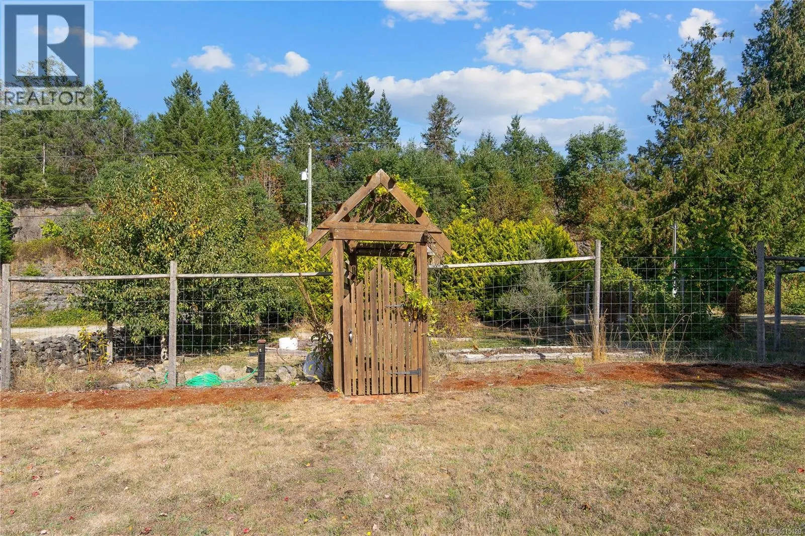 2405 Lindsey Rd