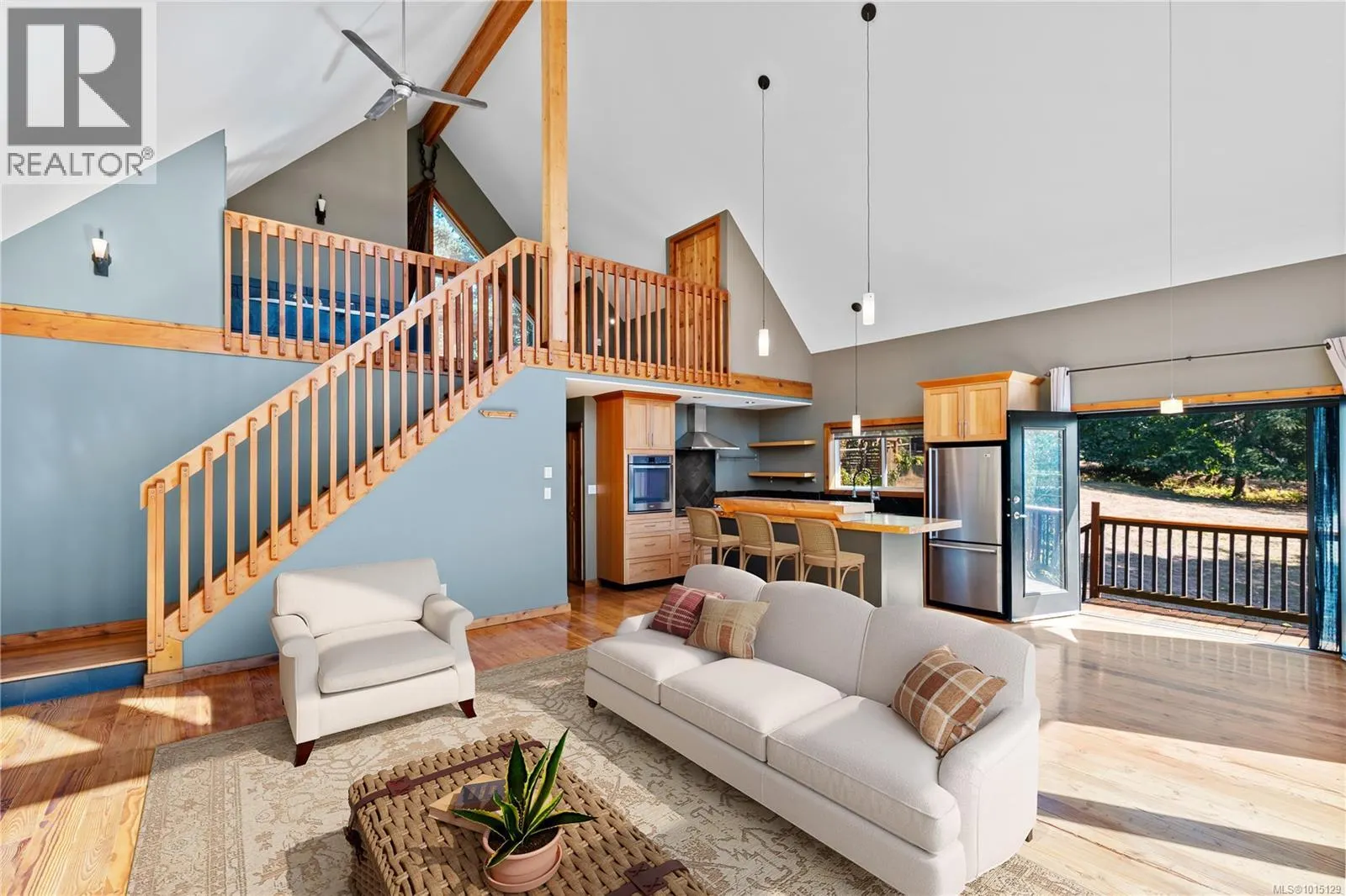 2405 Lindsey Rd