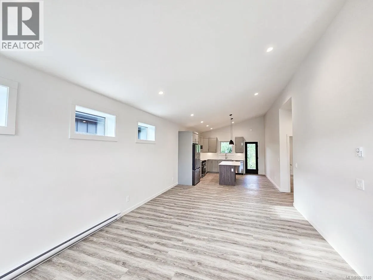 46 3025 Royston Rd