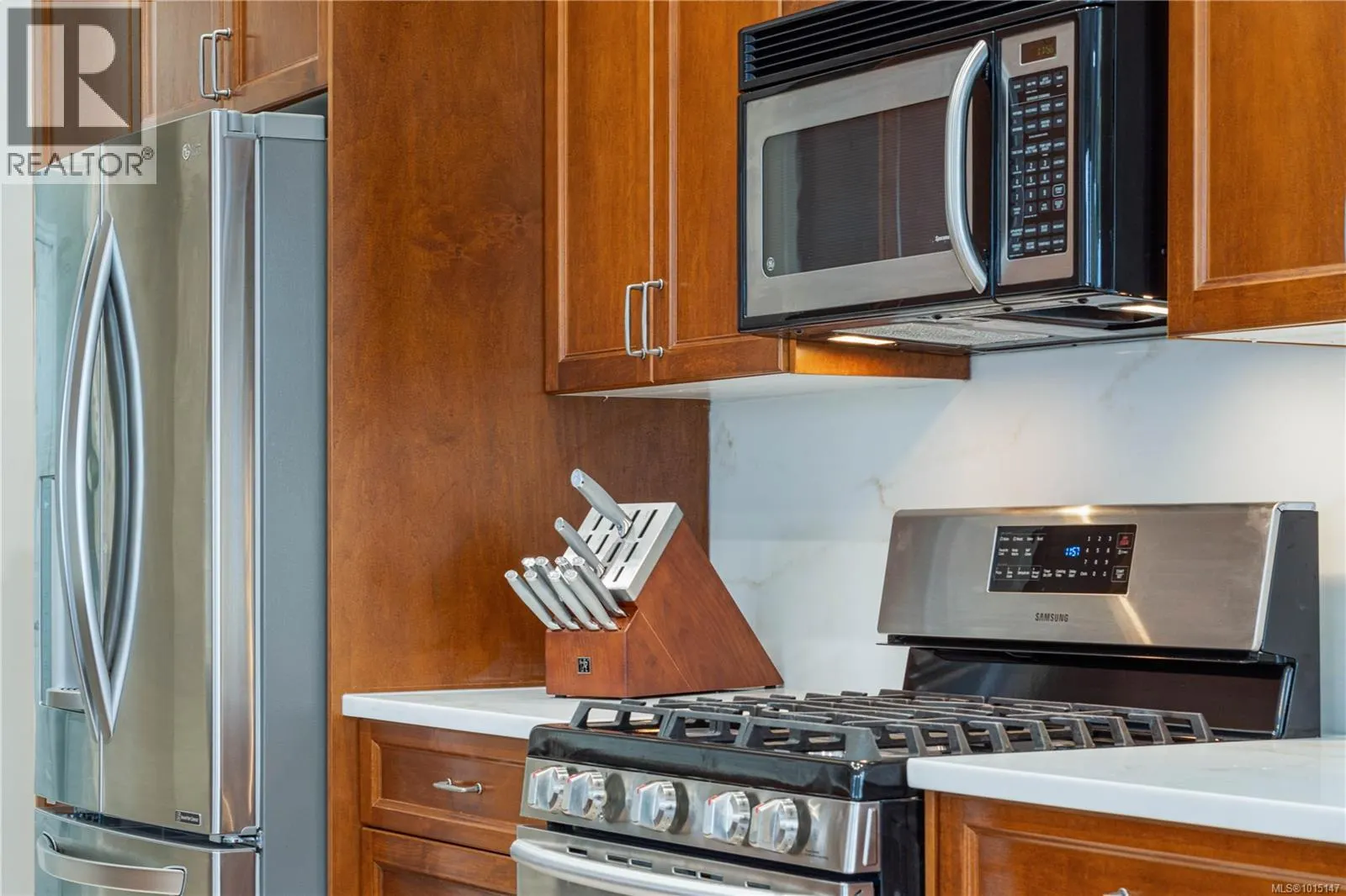 1390 Gabriola Dr