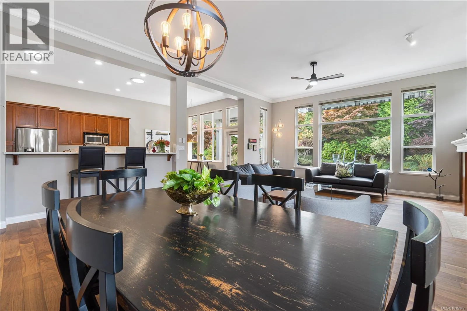 1390 Gabriola Dr