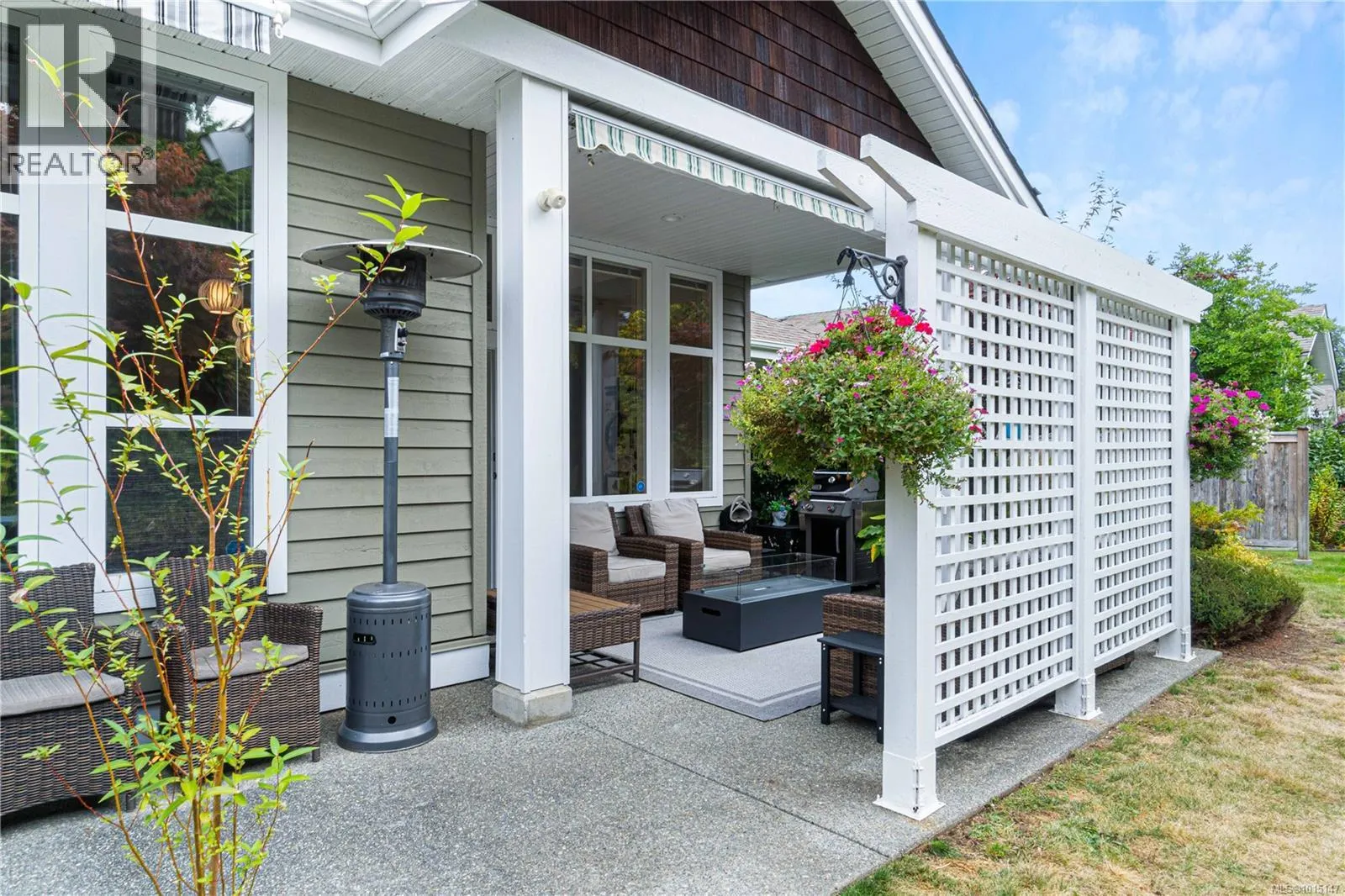 1390 Gabriola Dr