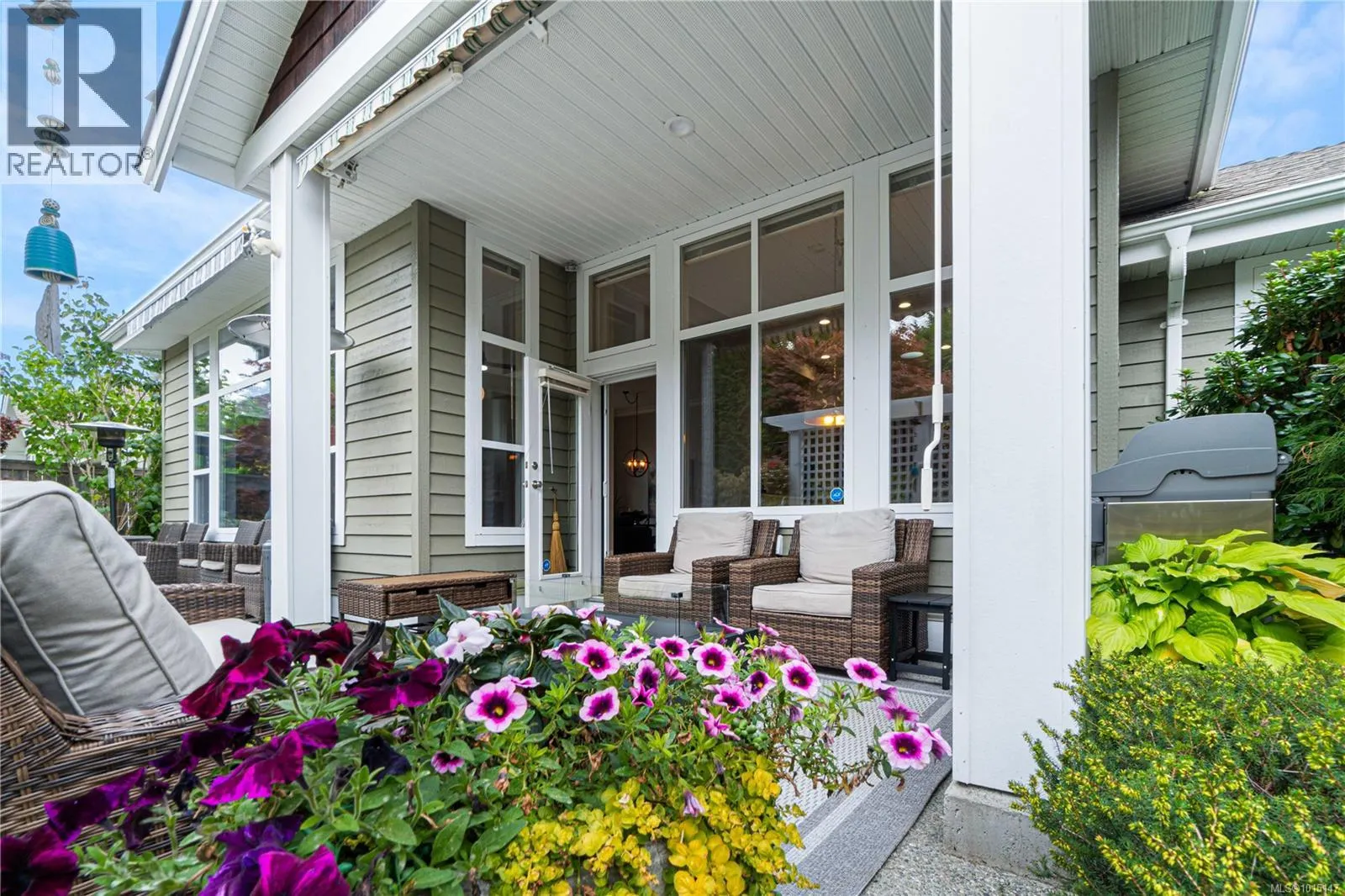 1390 Gabriola Dr