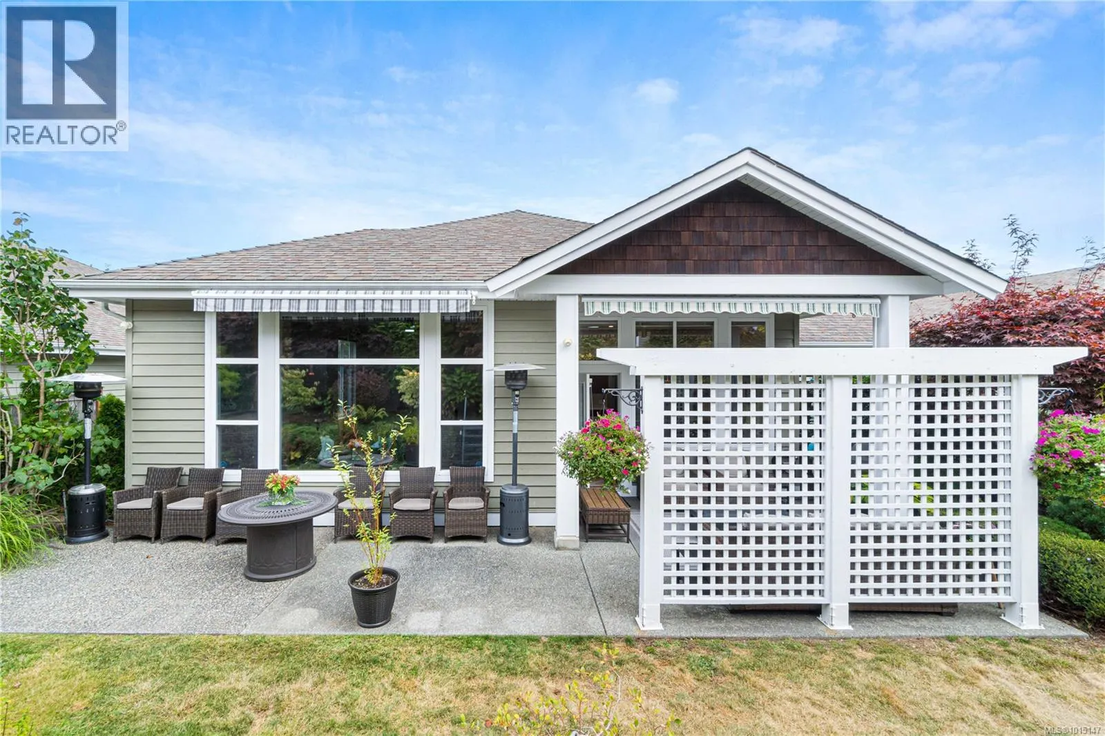 1390 Gabriola Dr