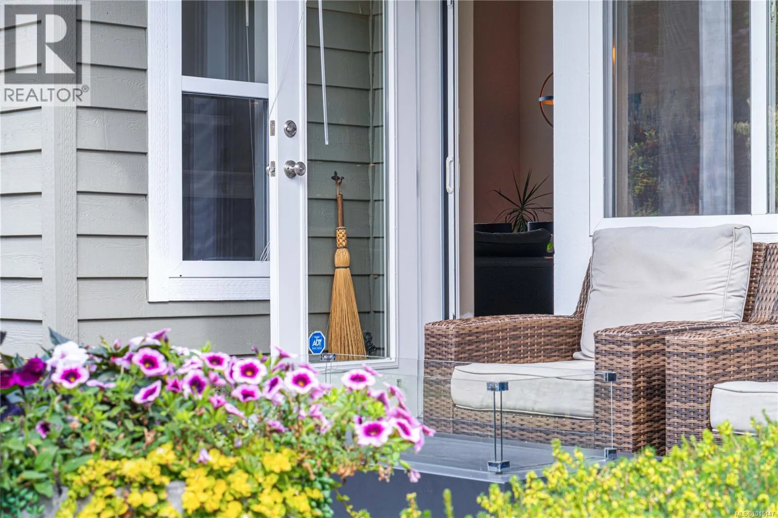 1390 Gabriola Dr
