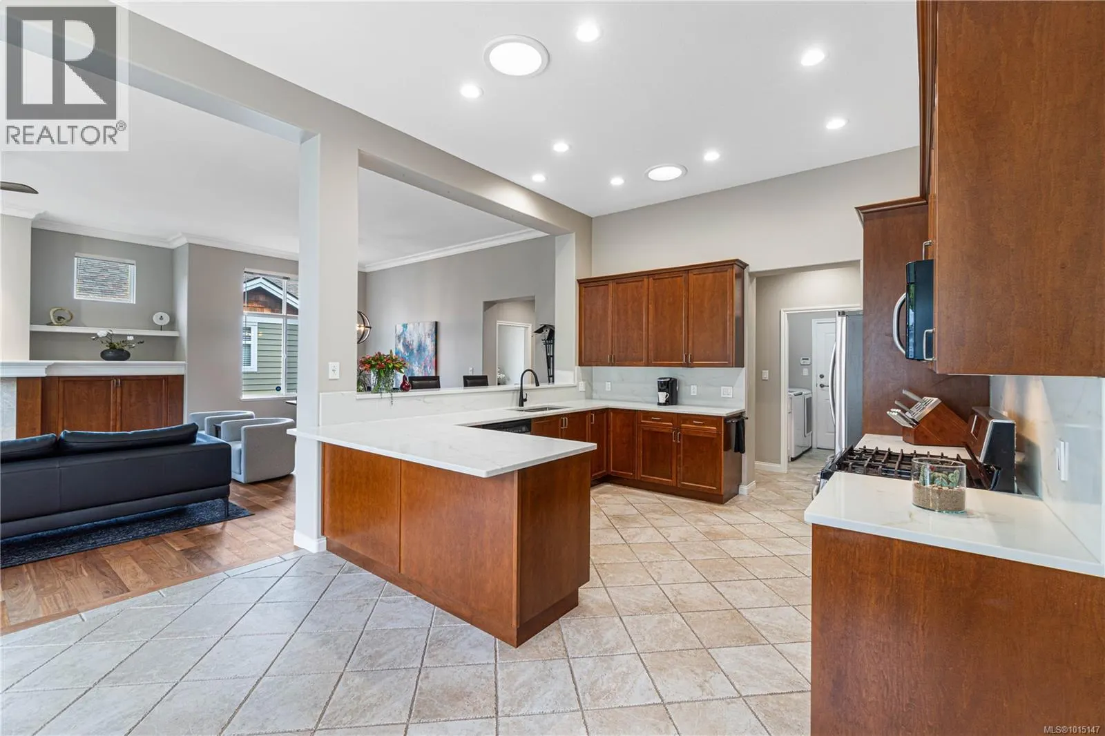 1390 Gabriola Dr
