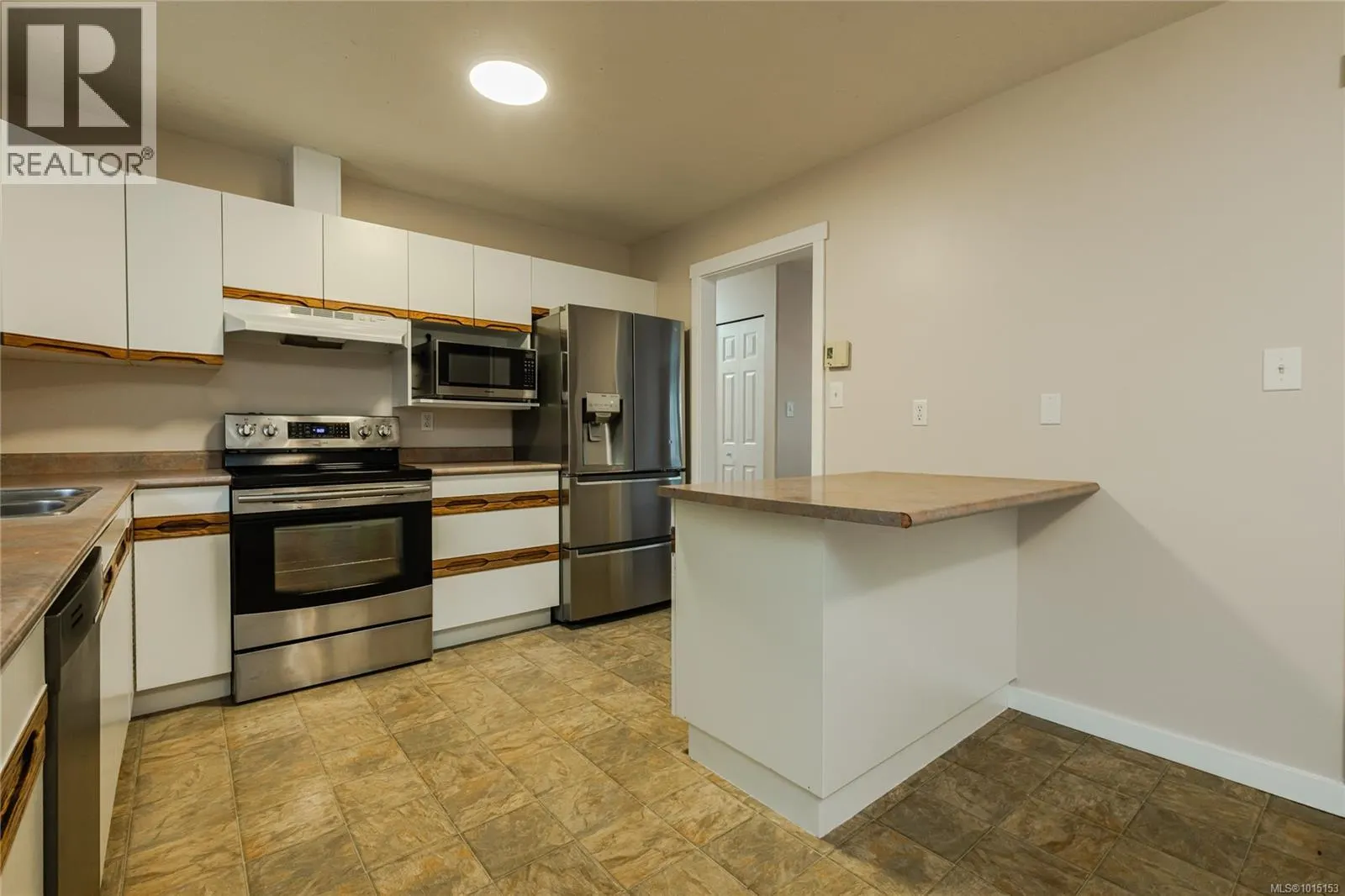 1003 Bramblewood Lane