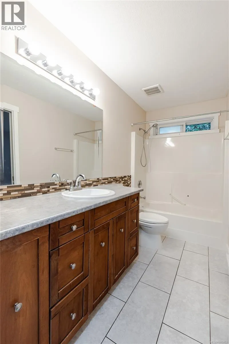 1003 Bramblewood Lane