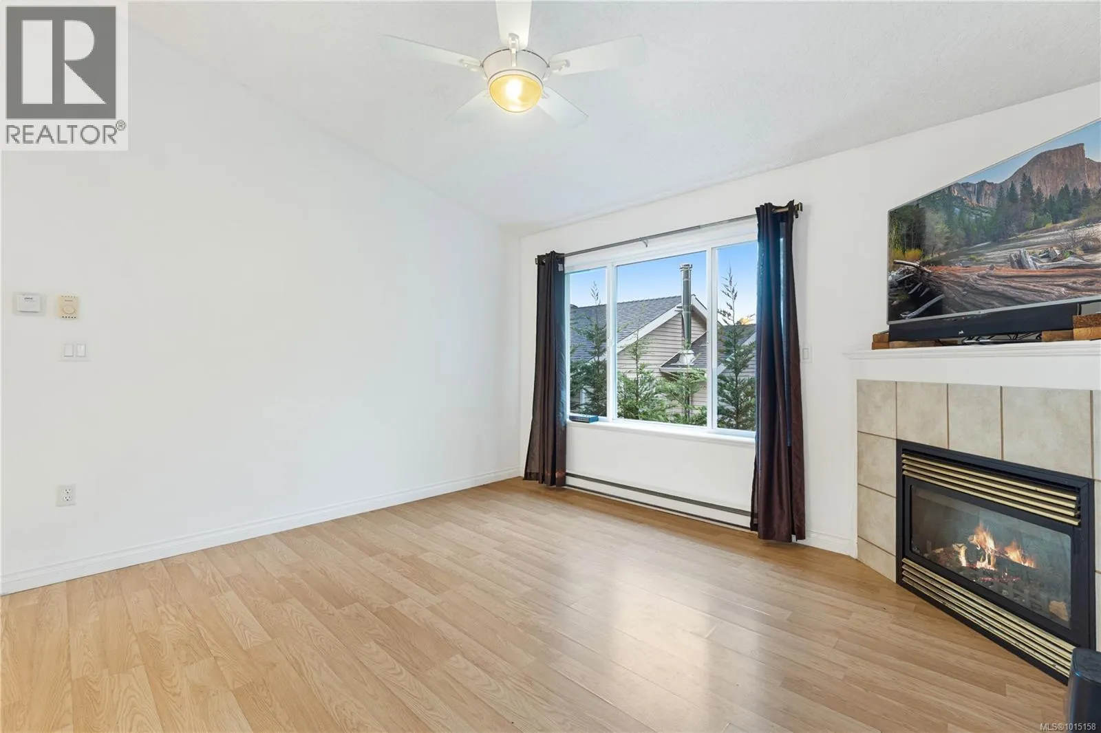 1684 Lailah's Loop