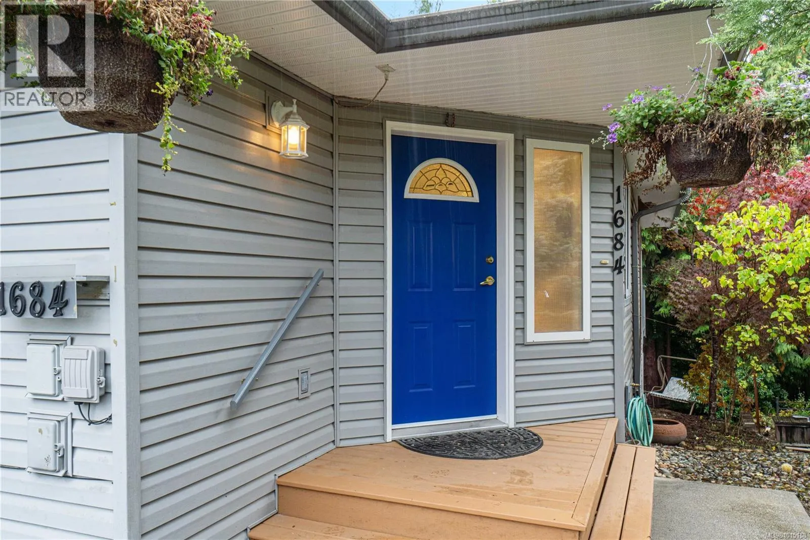 1684 Lailah's Loop