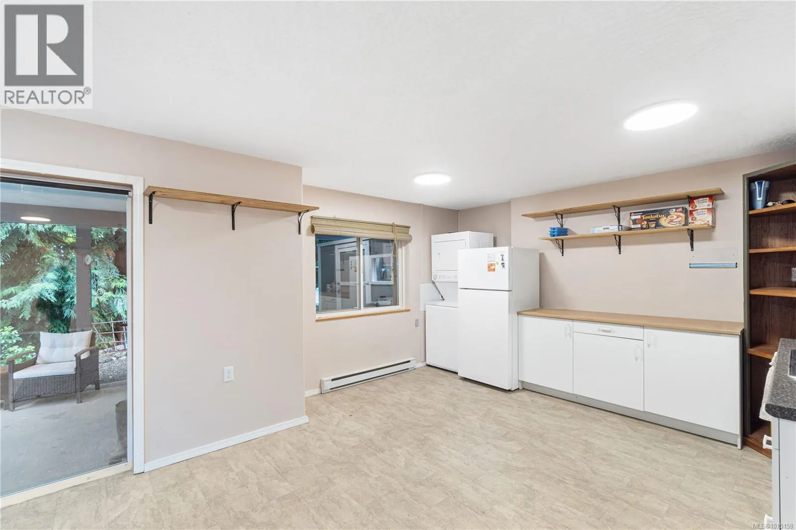 1684 Lailah's Loop