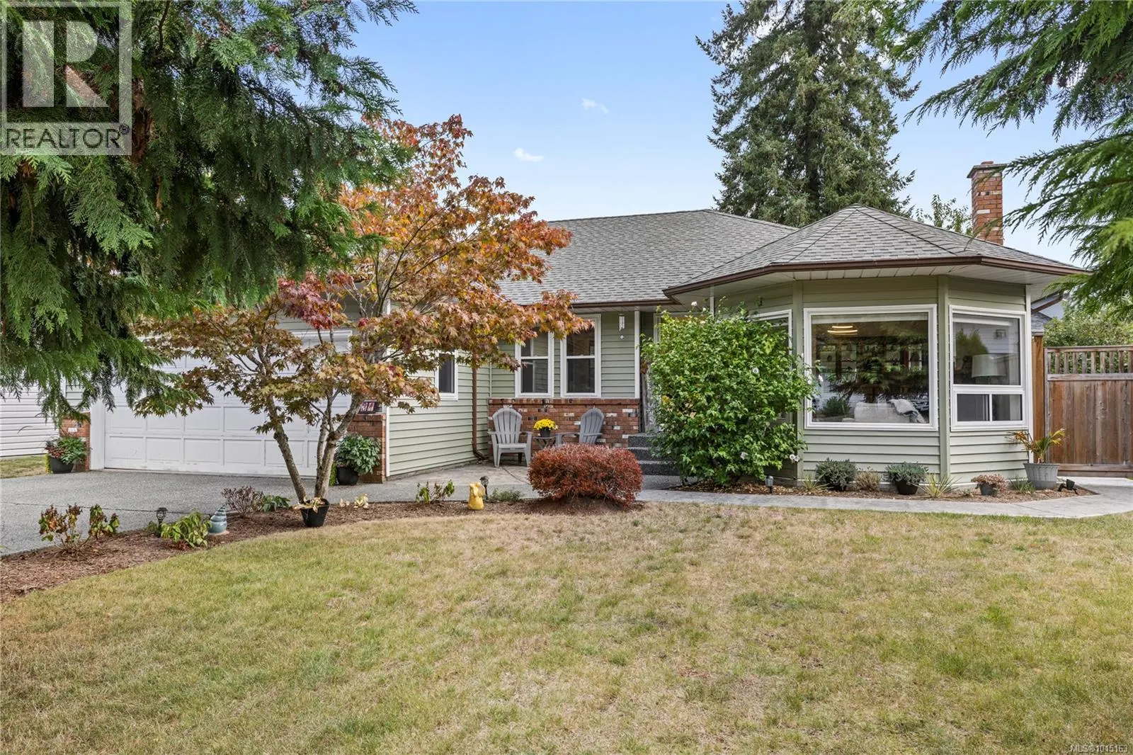 931 Colonia Dr