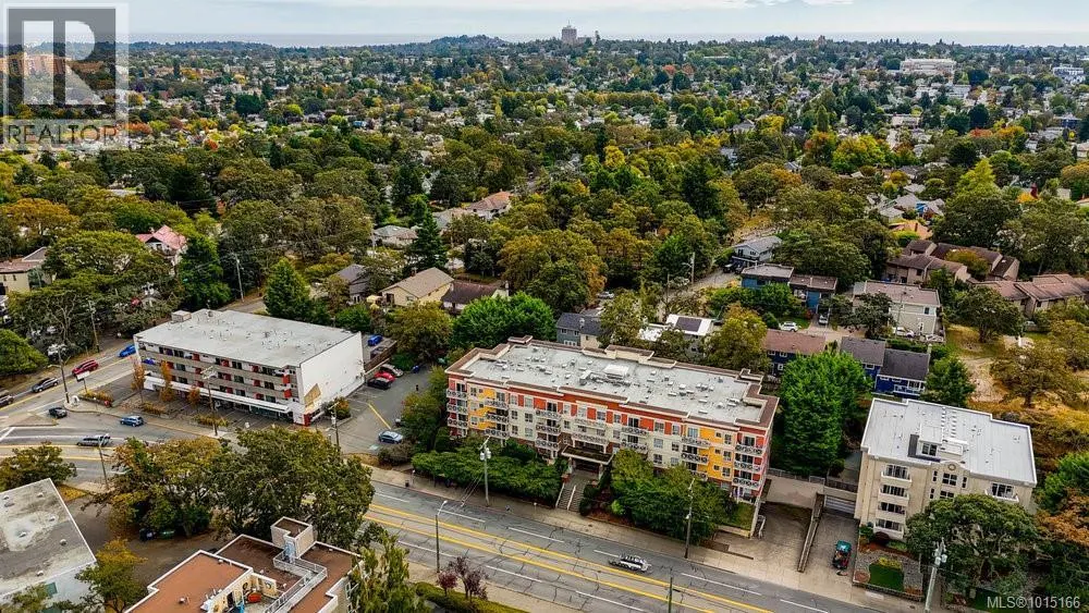 PH 5 1371 Hillside Ave