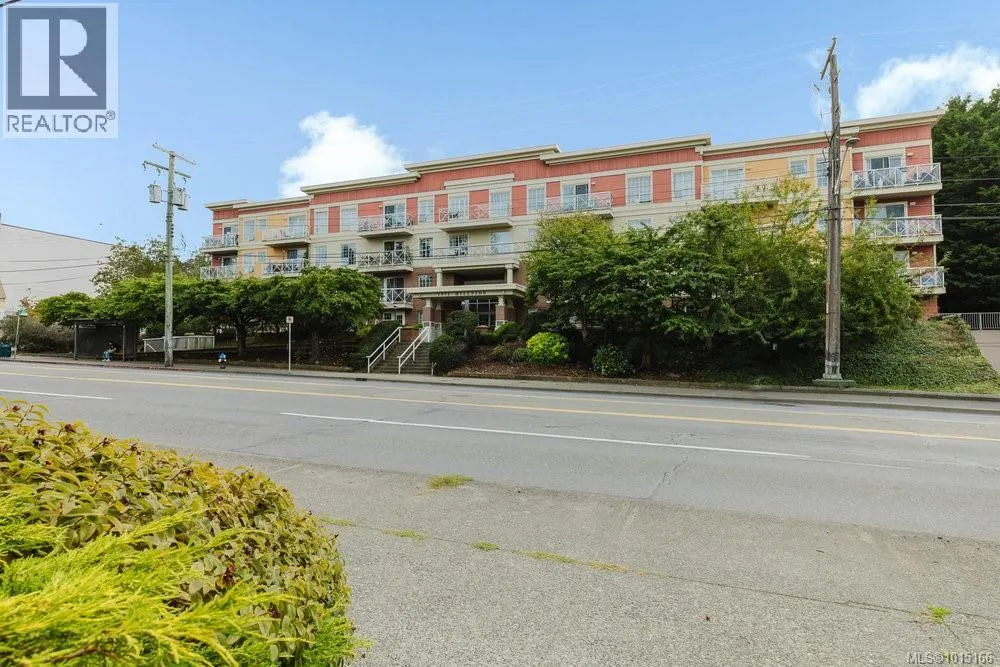 PH 5 1371 Hillside Ave