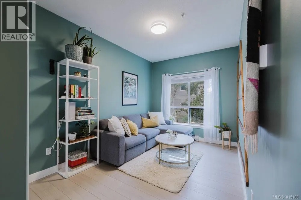 PH 5 1371 Hillside Ave