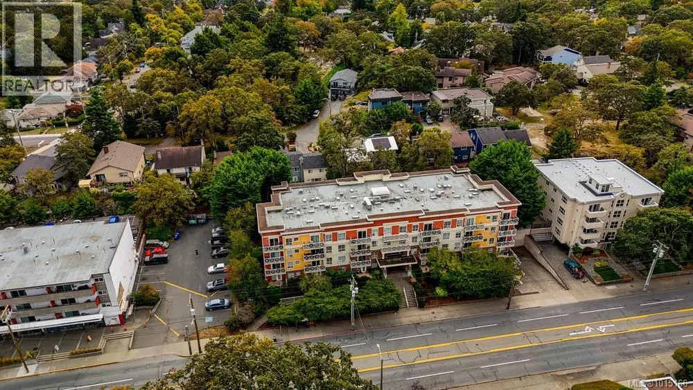 PH 5 1371 Hillside Ave