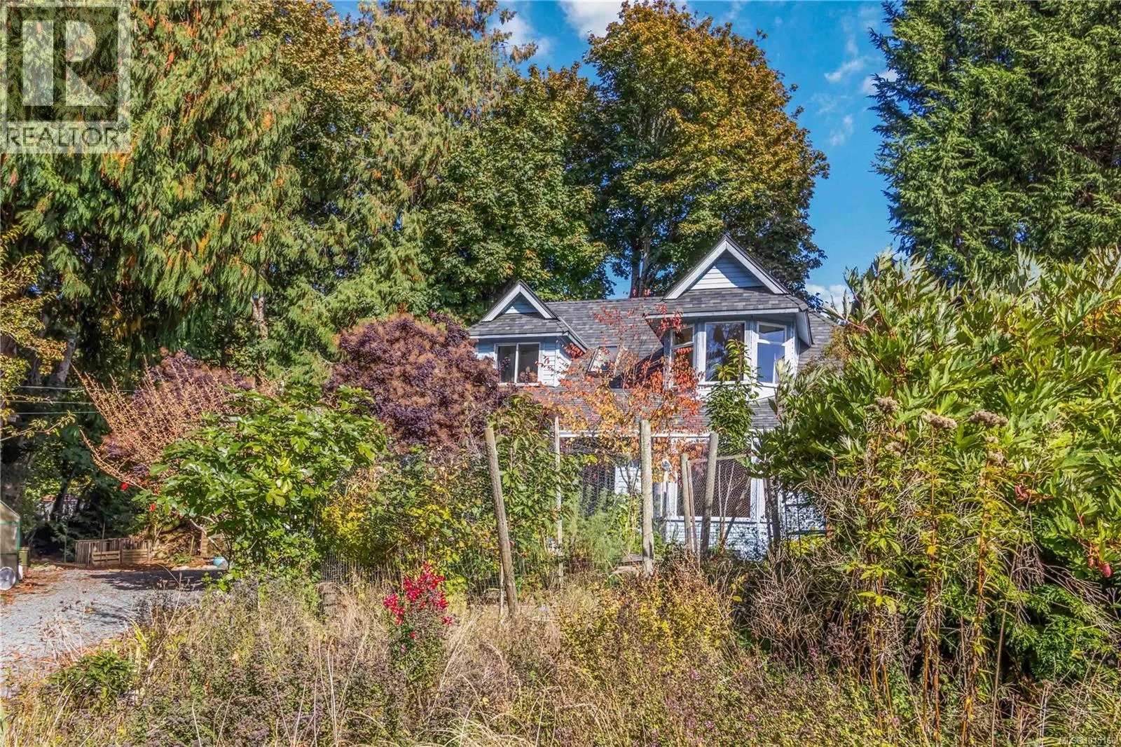 2141 Henlyn Dr
