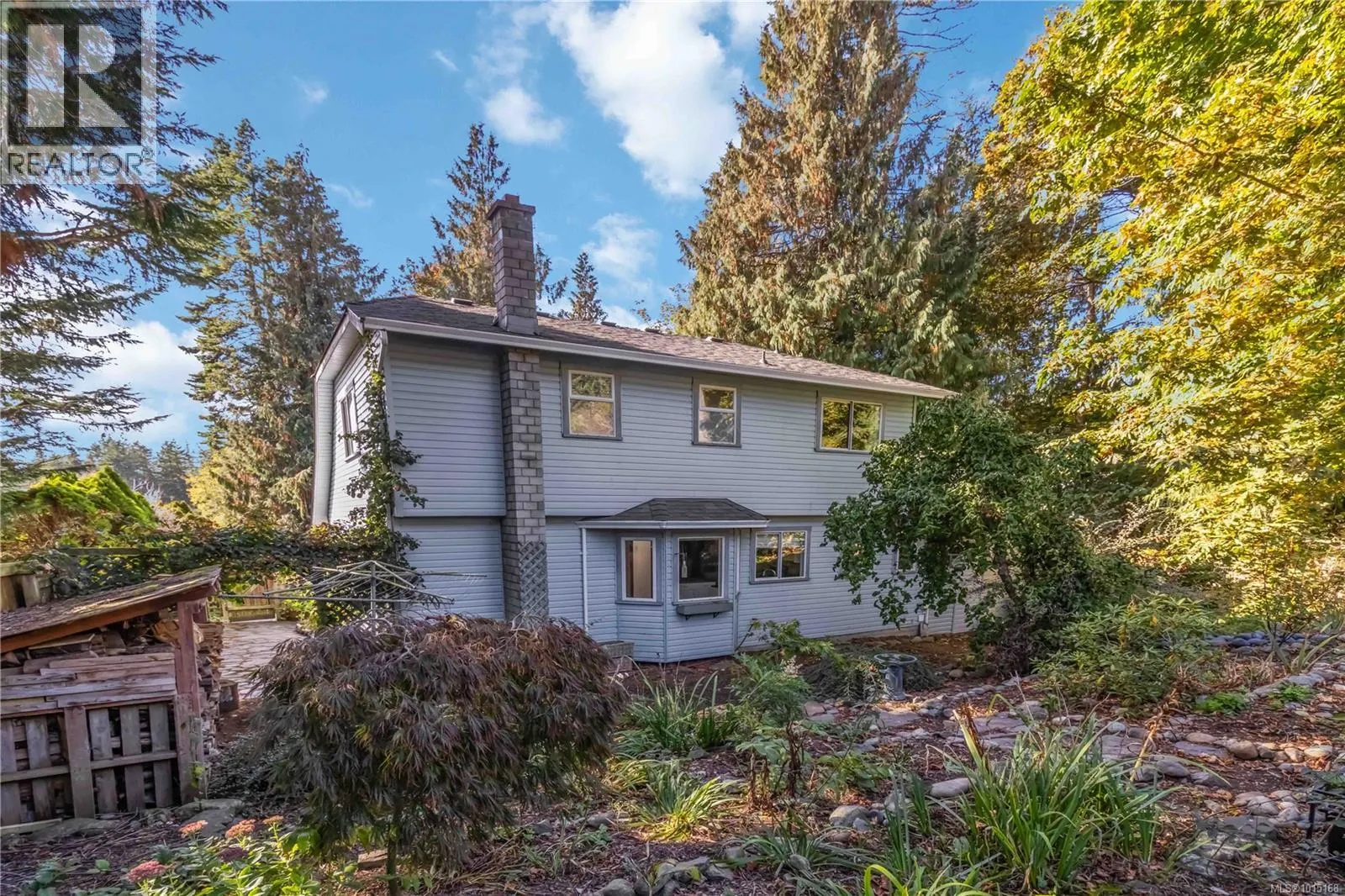2141 Henlyn Dr
