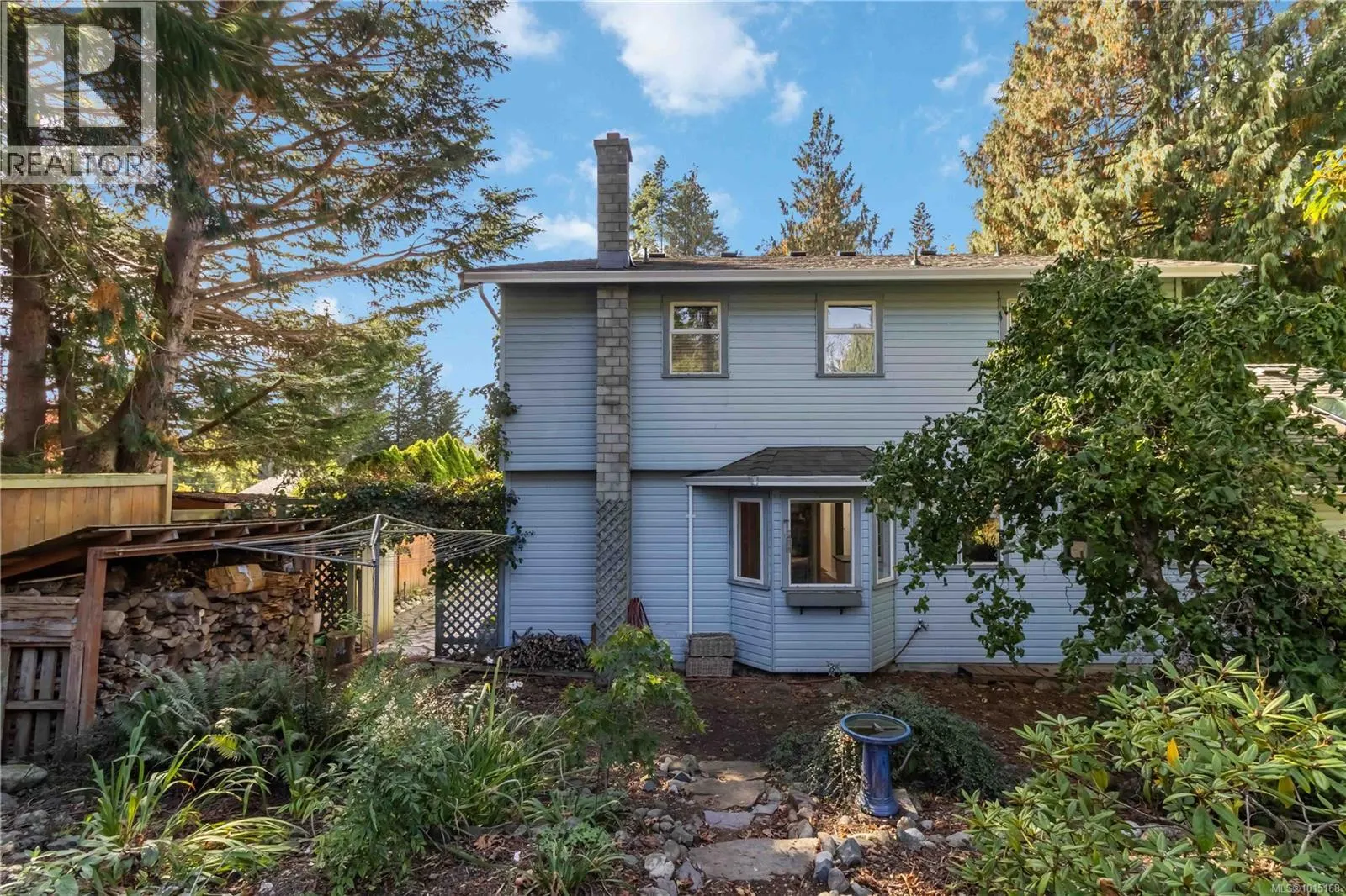 2141 Henlyn Dr