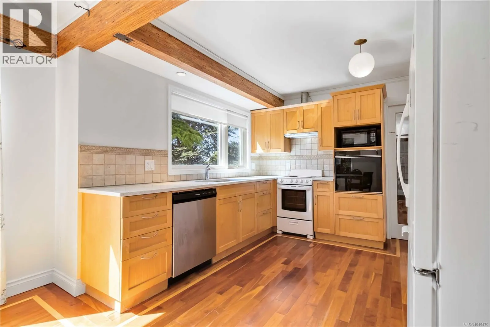 1748 Llandaff Pl
