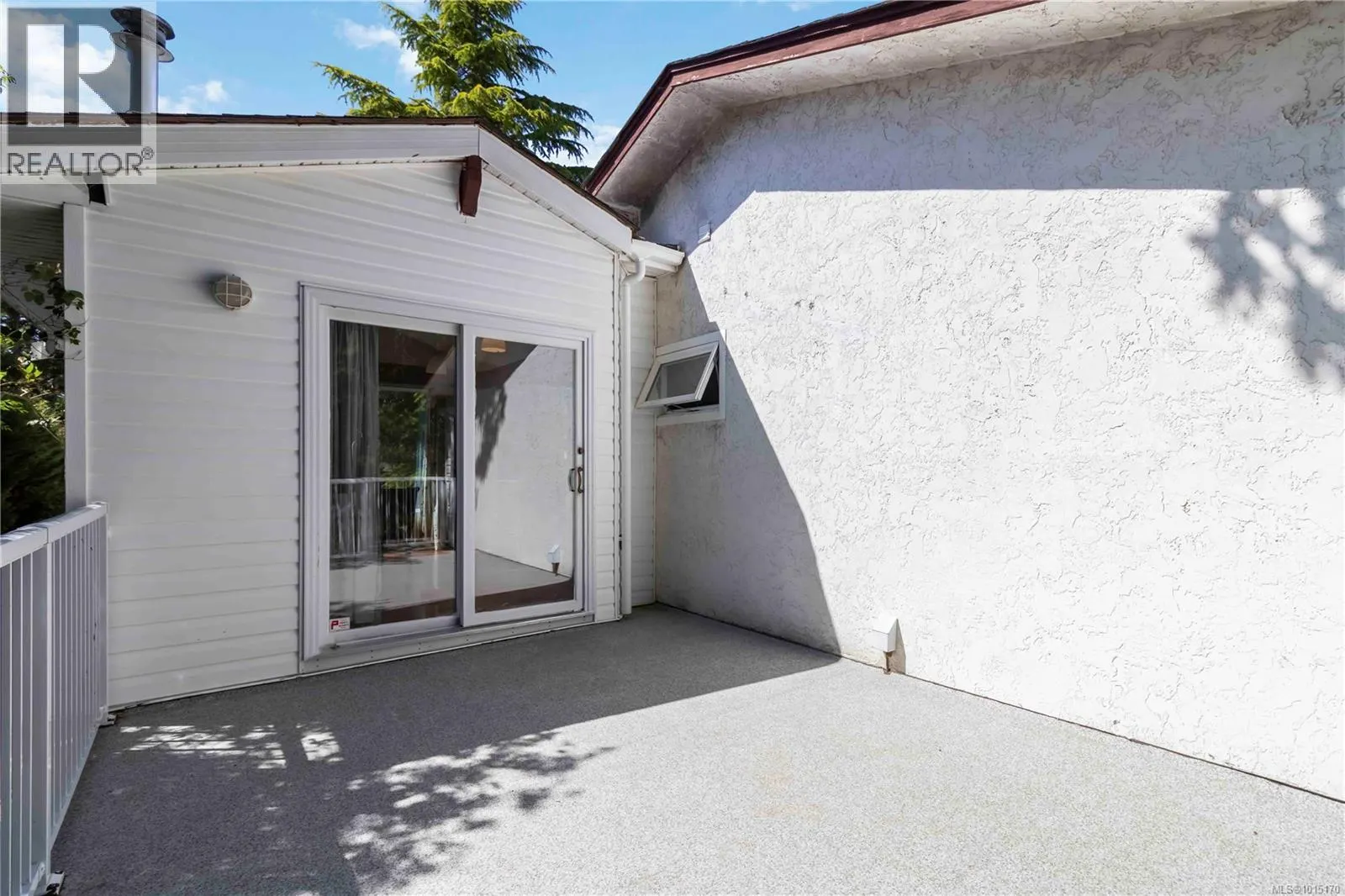 1748 Llandaff Pl