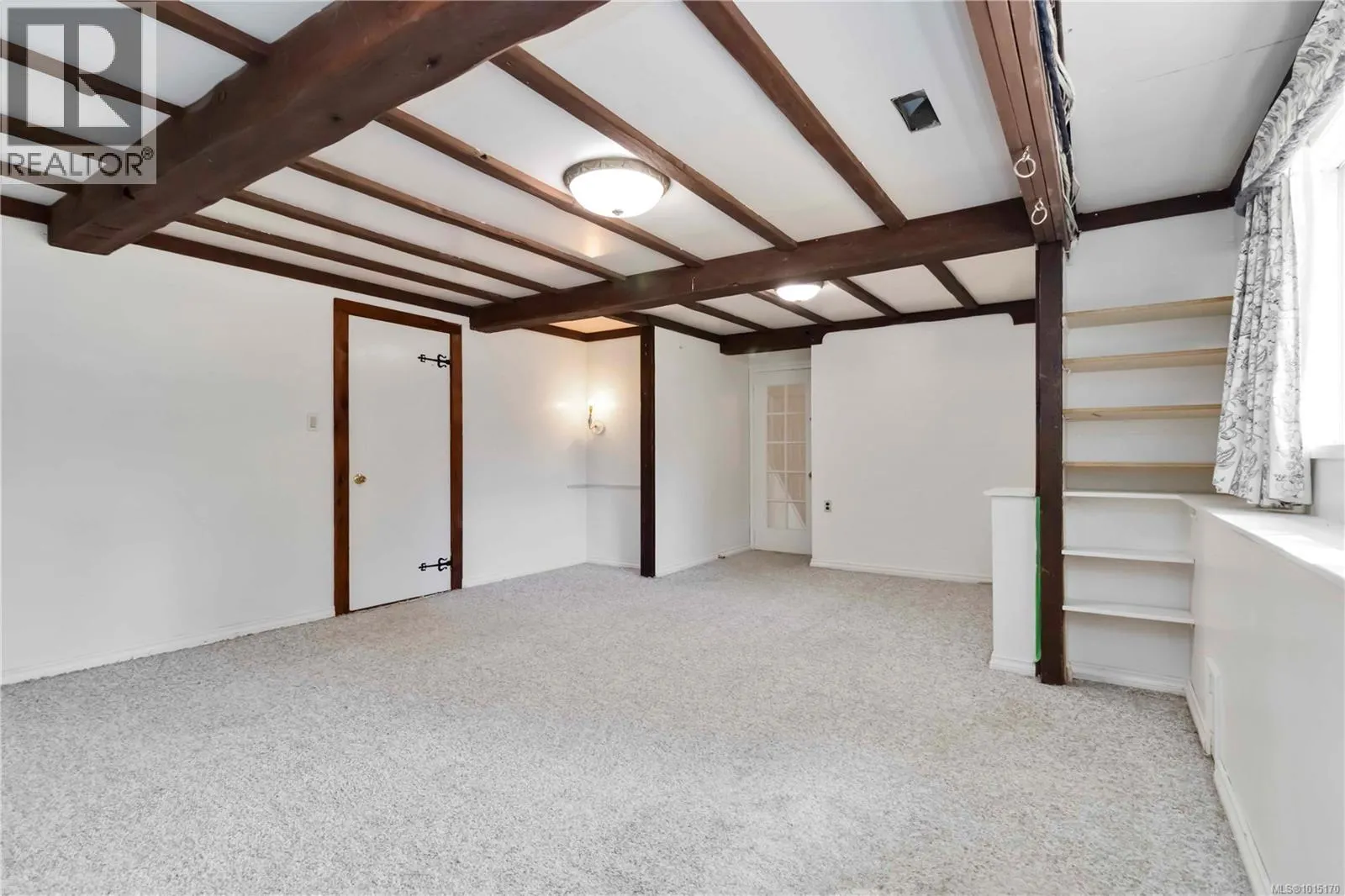 1748 Llandaff Pl