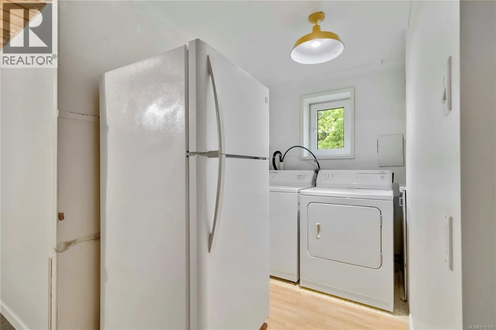 1748 Llandaff Pl